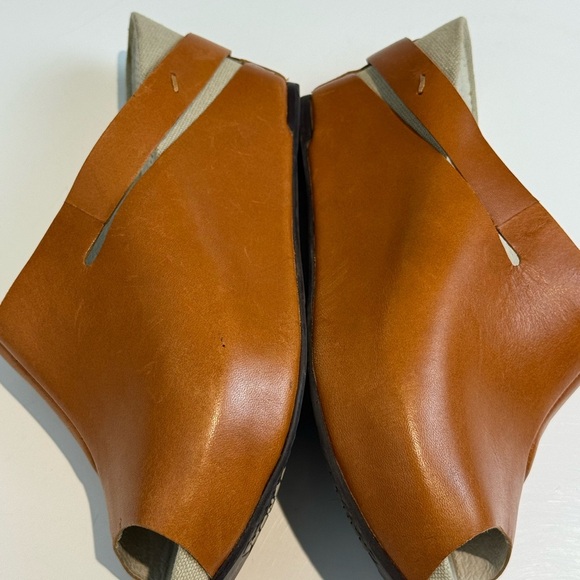 Tsubo Open Toe Brown Leather Wedge Sandals Slip On Slide Women’s Size: 6 - Picture 7 of 9